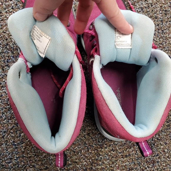 Brand new 8.5 women cabelas - Picture 8 of 9